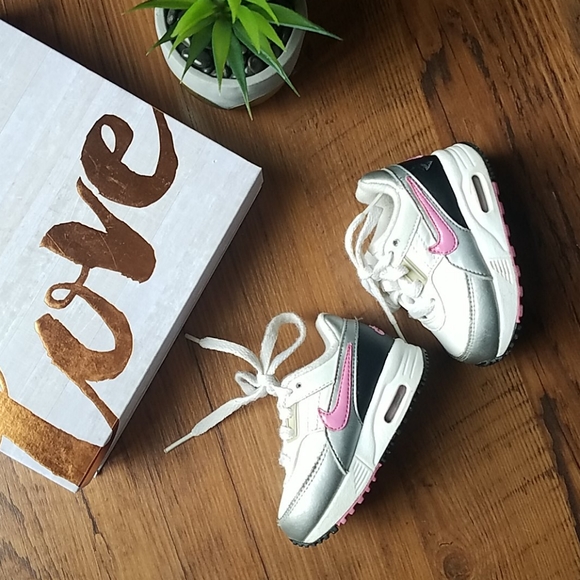 nike tennis shoes for baby girl